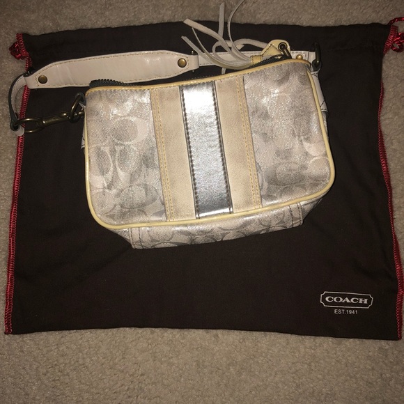 Coach Handbags - Coach Purse